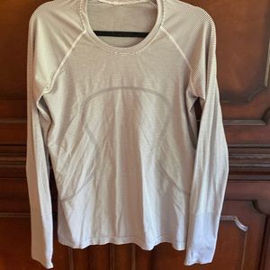 Lululemon Swiftly Tech Long Sleeve Shirt